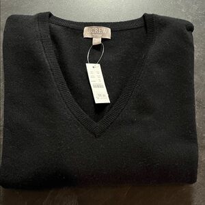 J. Crew Women's Relaxed V-Neck Cashmere Sweater in Classic Black